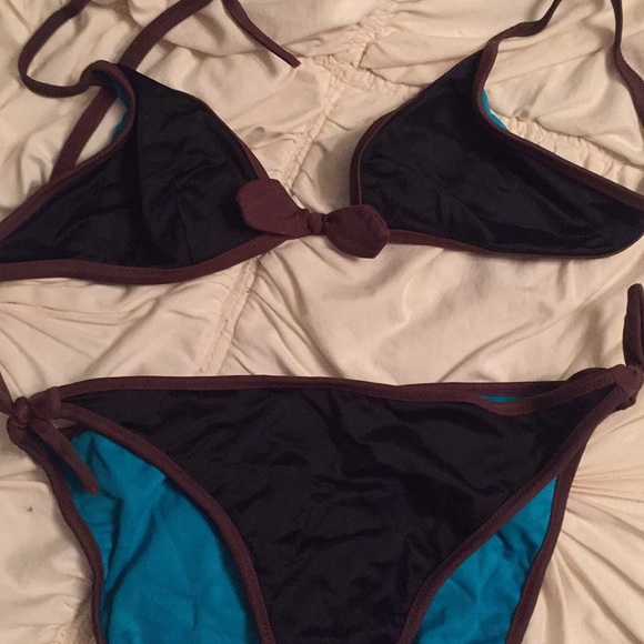 VS string top bikini. Reversible! - Picture 2 of 2
